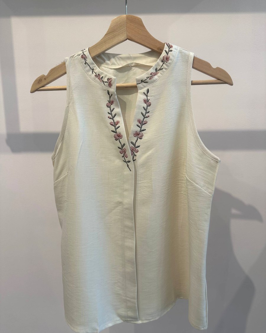 Floral Mandarin Collar
